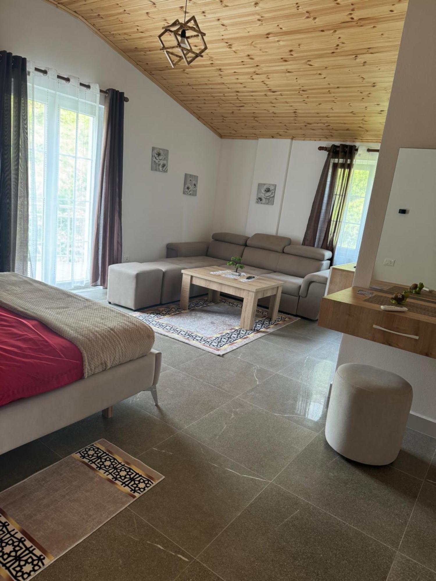 Qyteza Guest House & Camping Shkodër Eksteriør bilde